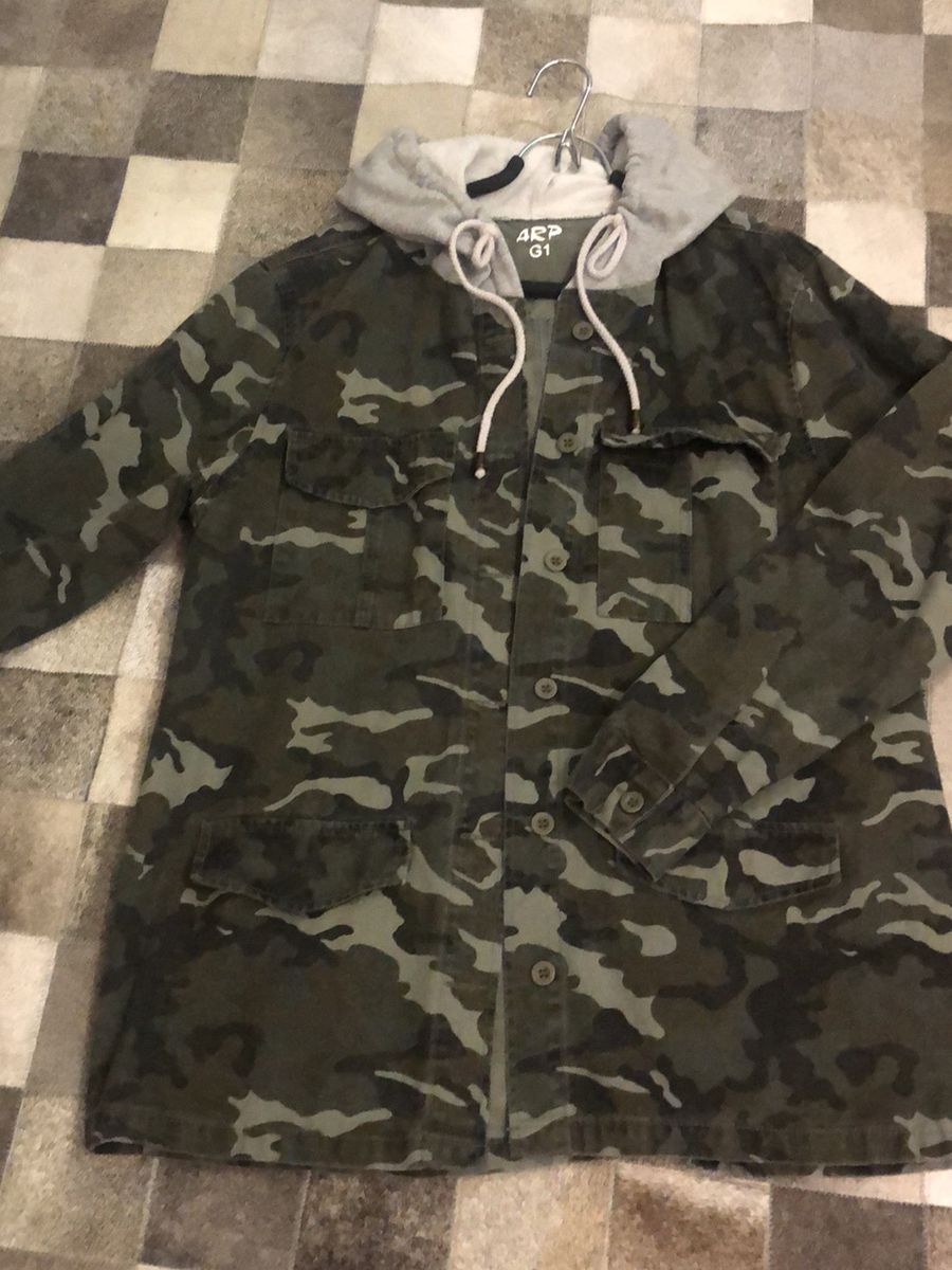 parka camuflada renner