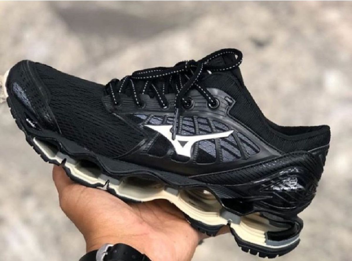 tênis mizuno em oferta