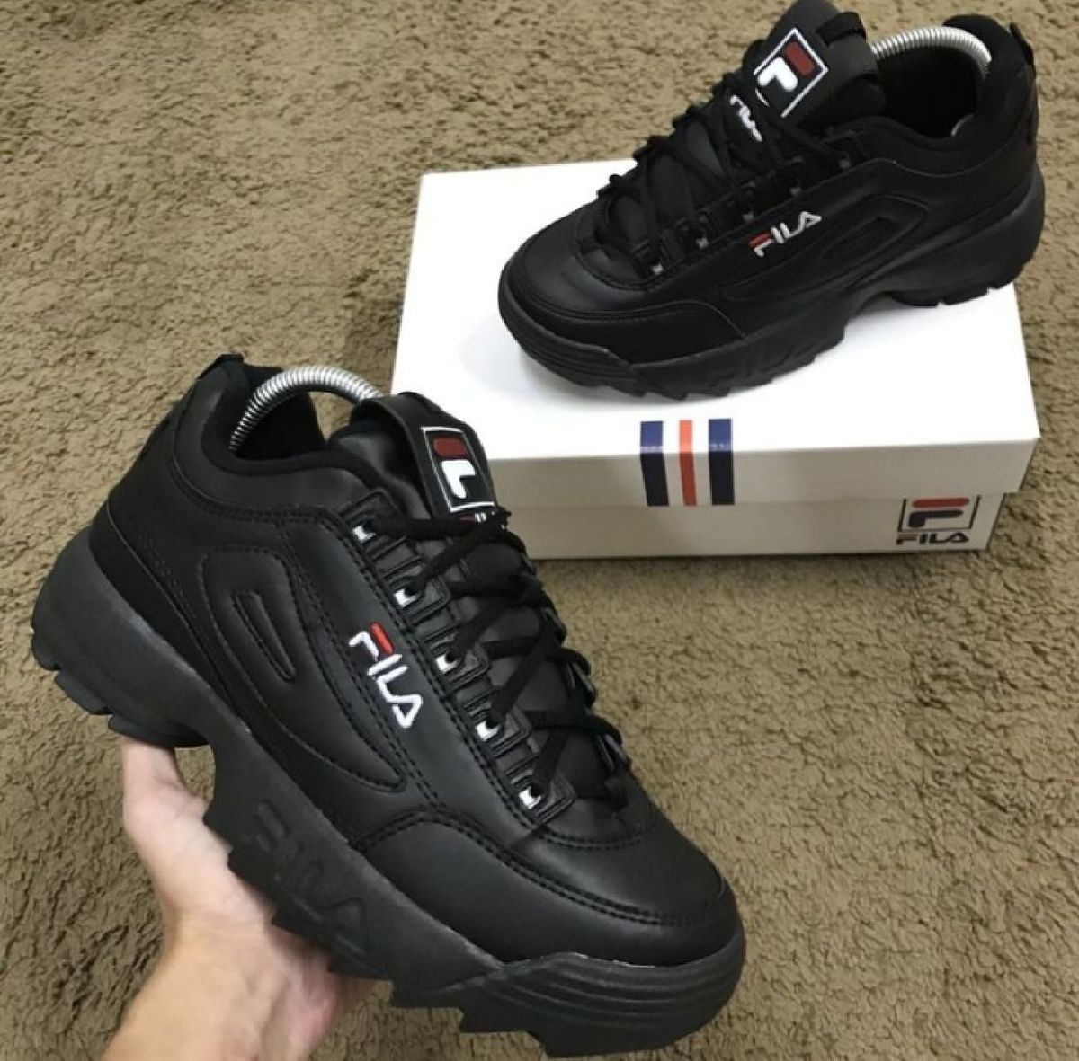 tenis fila preto novo