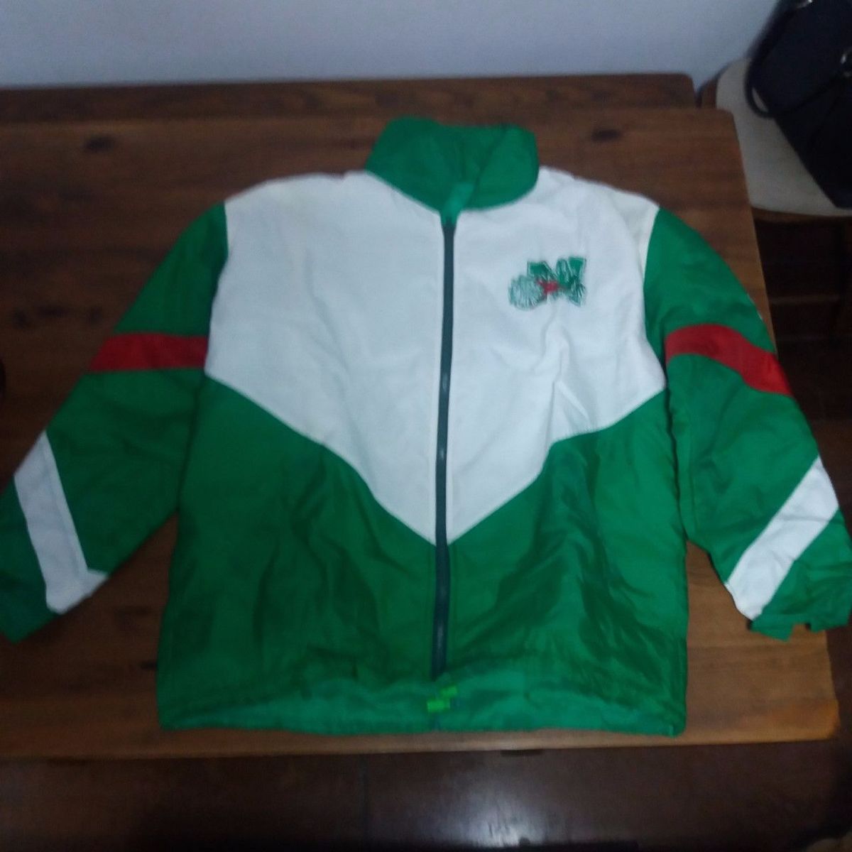 jaqueta da mancha verde