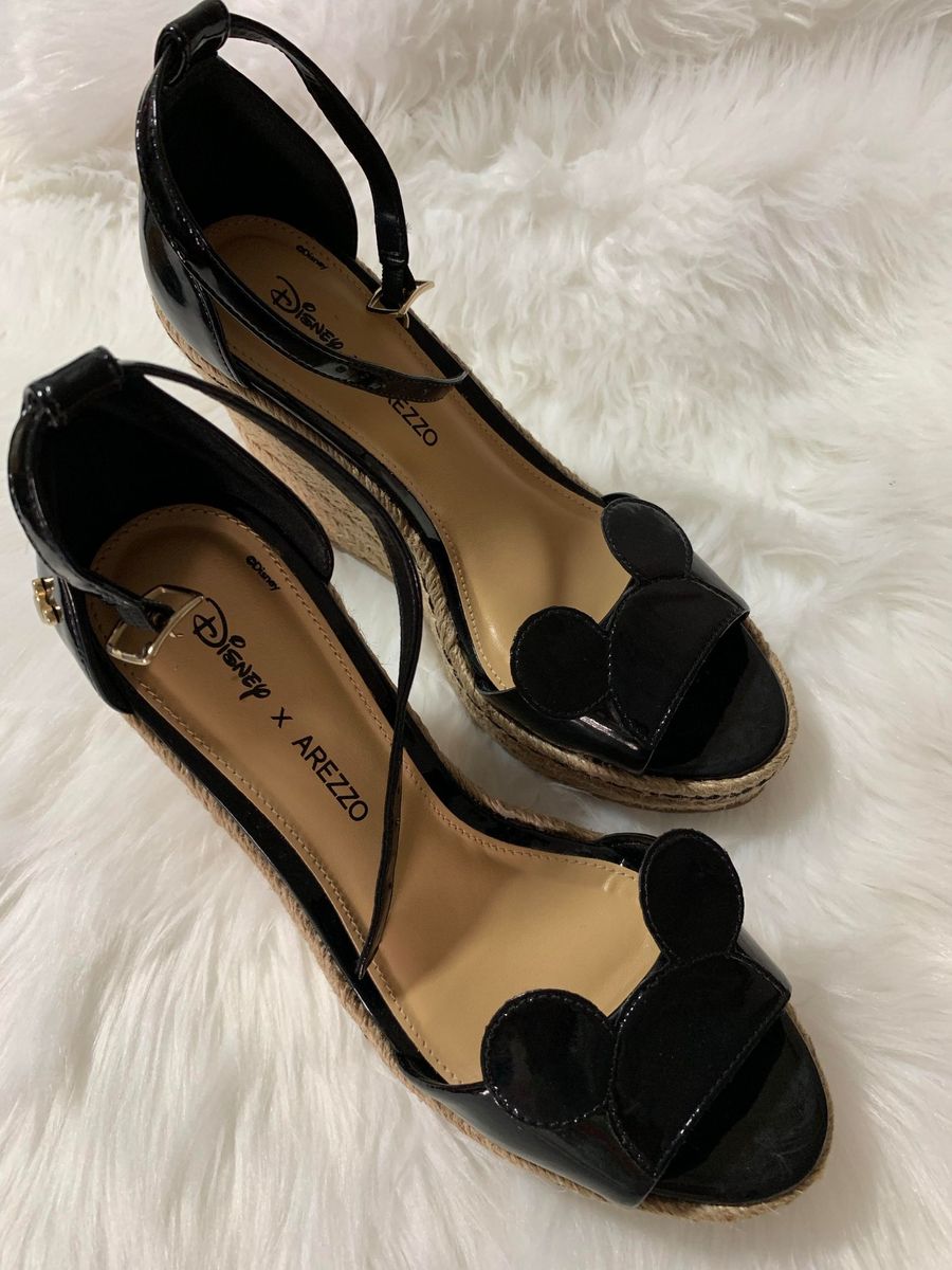 sandalia mickey arezzo