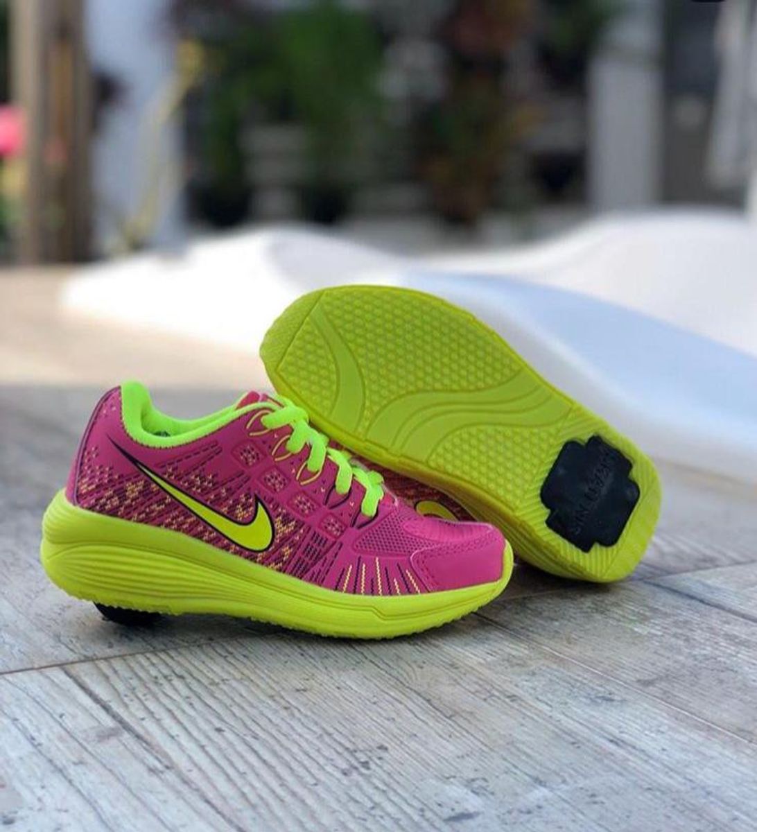 tenis de rodinha da nike