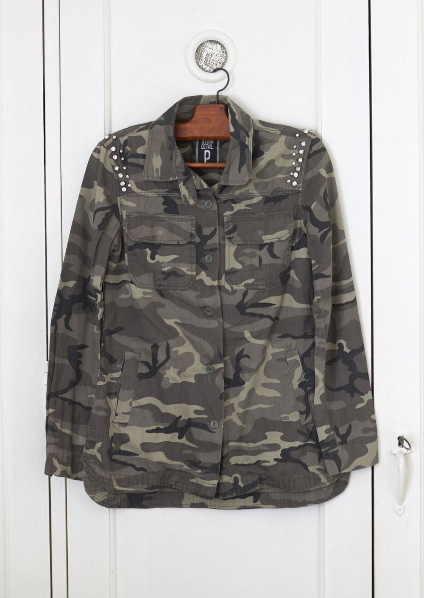 jaqueta camuflada feminina renner