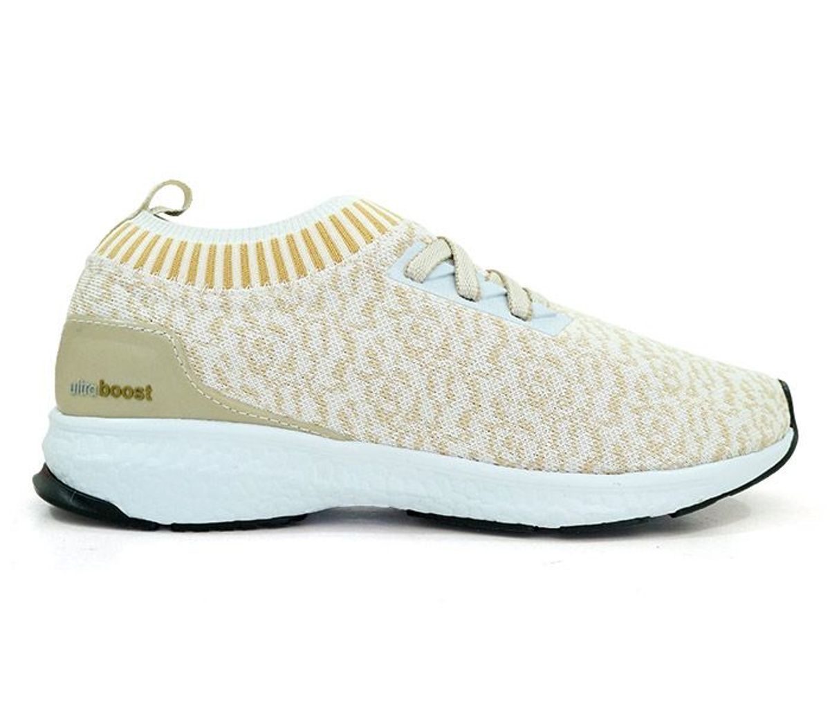 ultra boost bege
