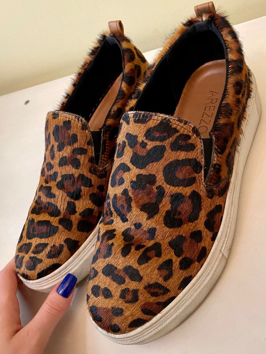 slip on oncinha arezzo