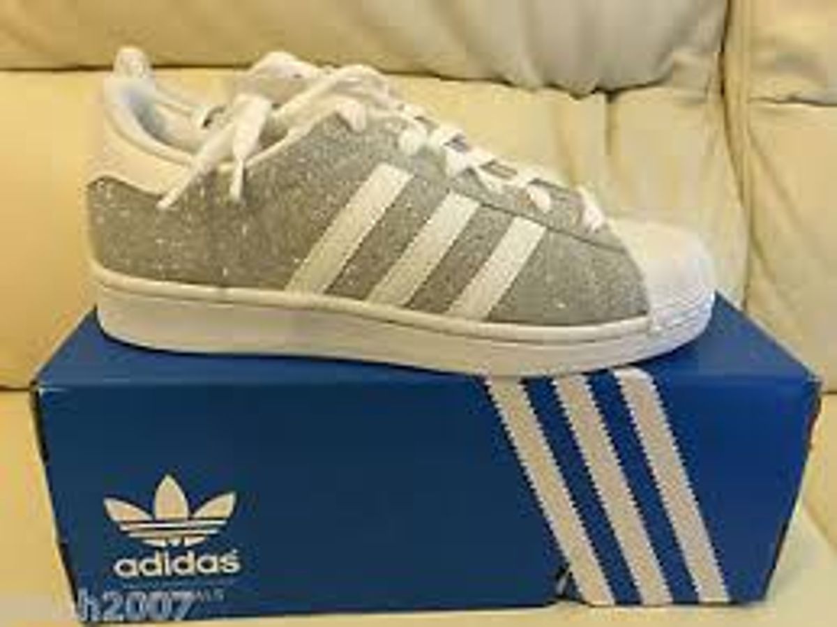 tenis adidas feminino escolar