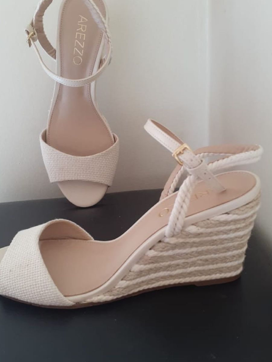 sandalia anabela arezzo 2019