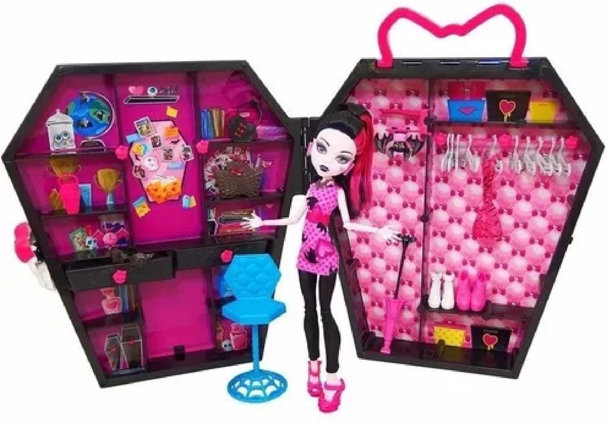 monster high closet