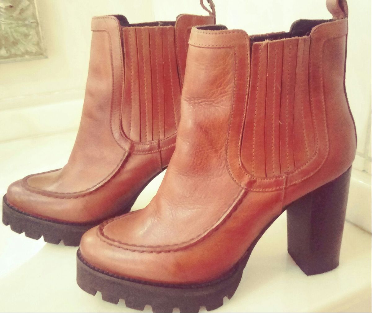bota tratorada santa lolla