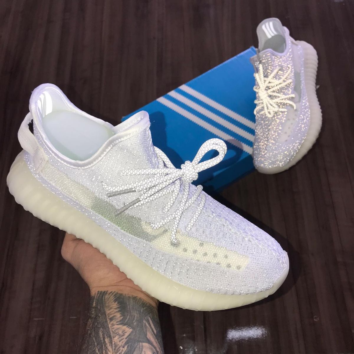 tenis adidas yeezy branco