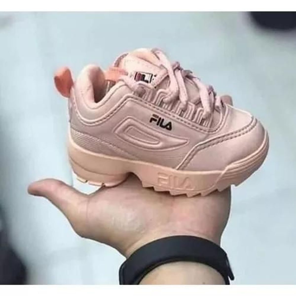 tenis fila rosa bebe