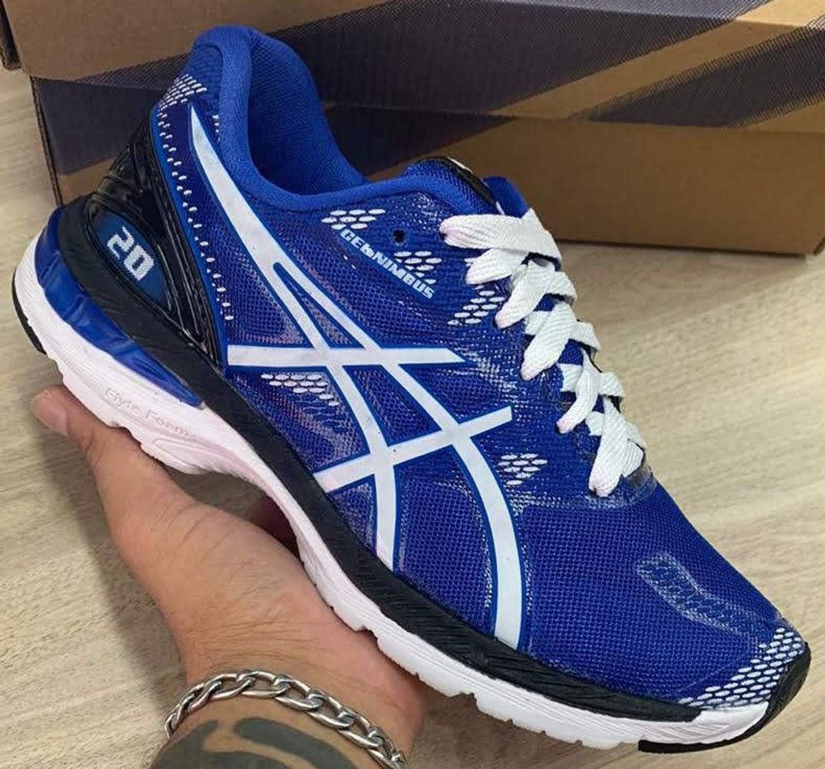 tenis para academia masculino asics