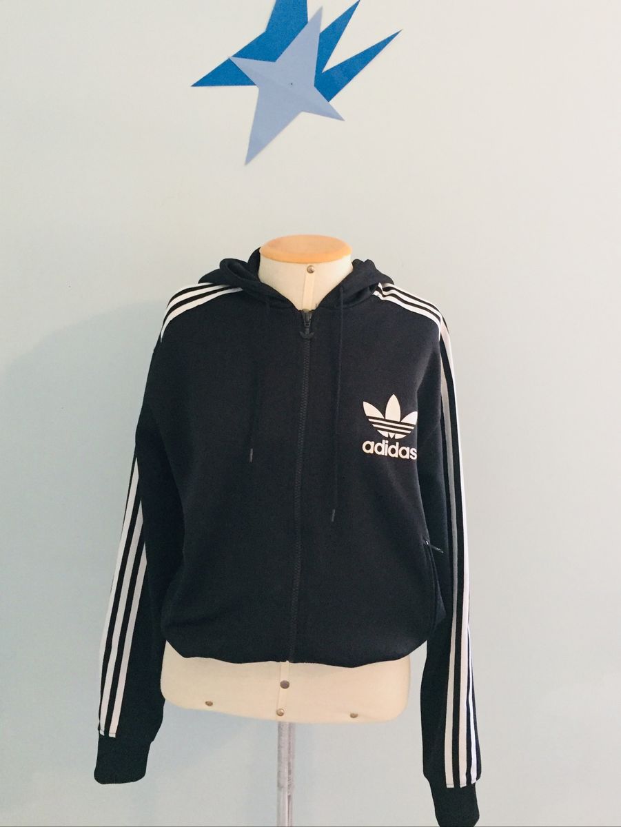 casaco holografico adidas