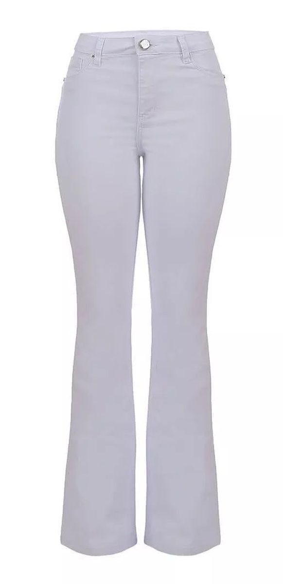 calça branca flare feminina