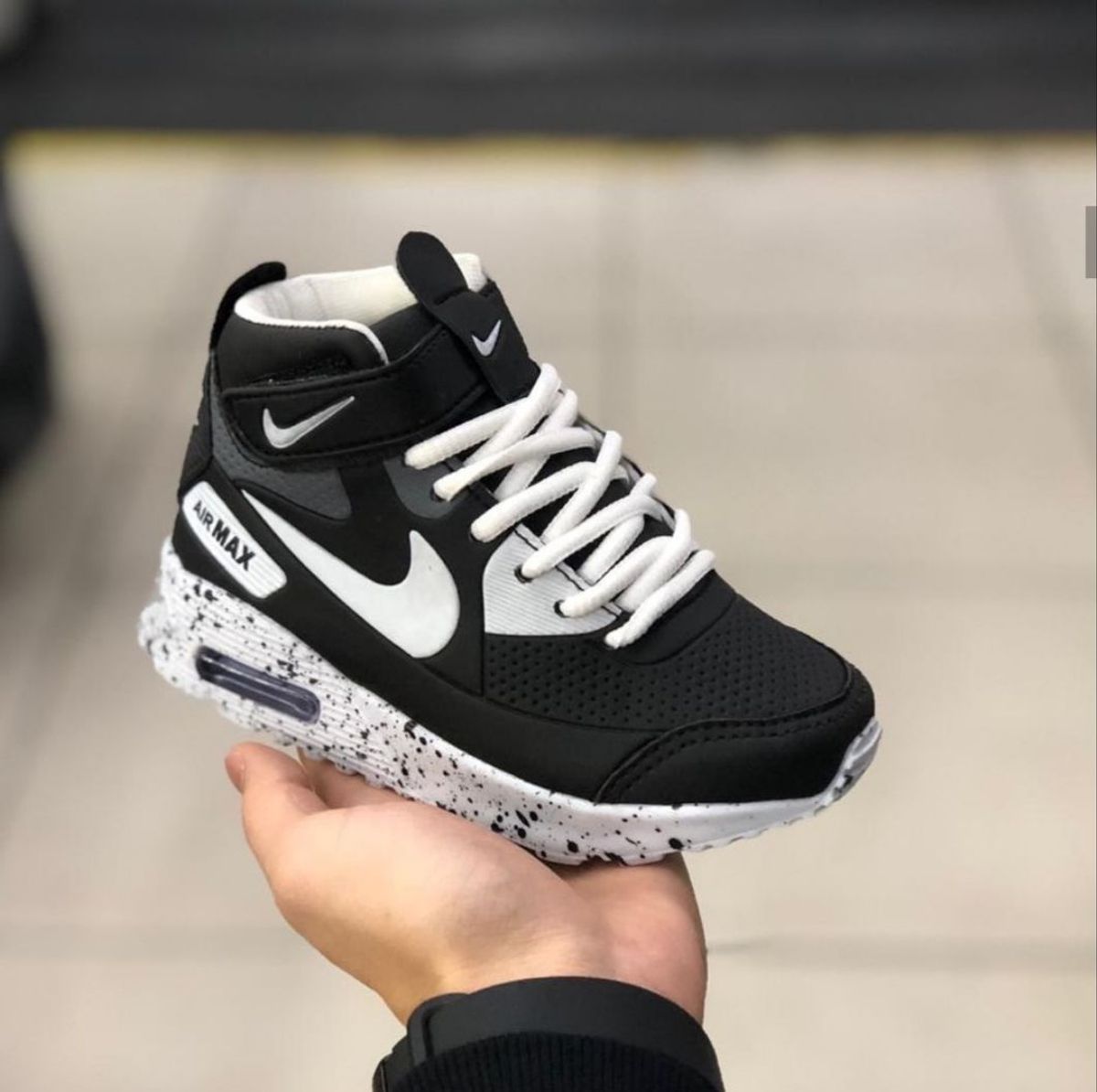 air max 90 preto com listra branca