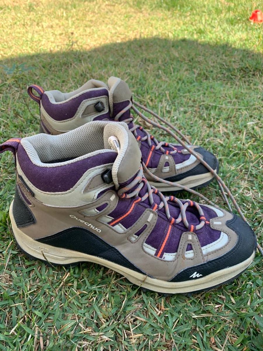 bota trekking quechua