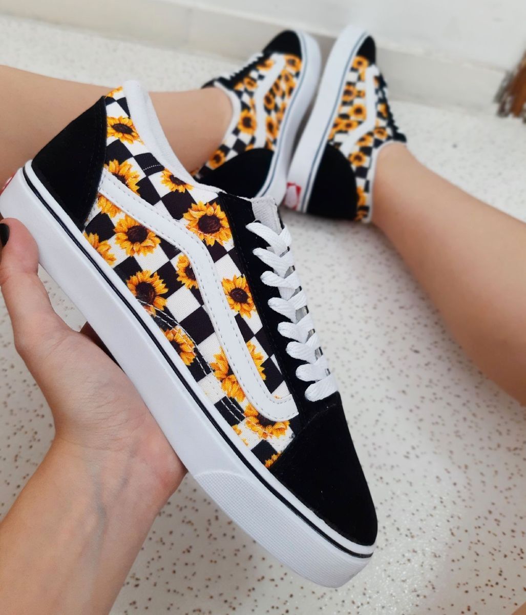 vans old skool amarelo com girassol