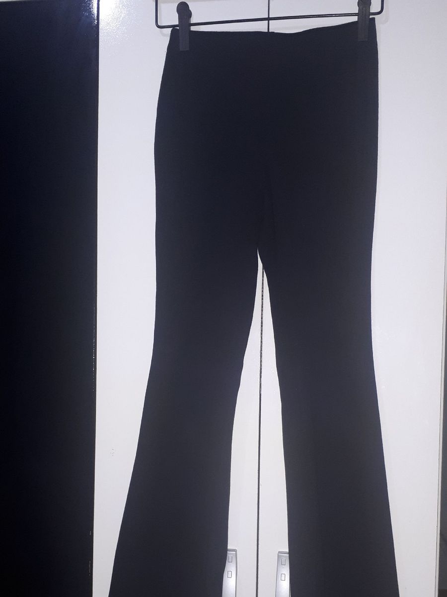 calça flare c&a