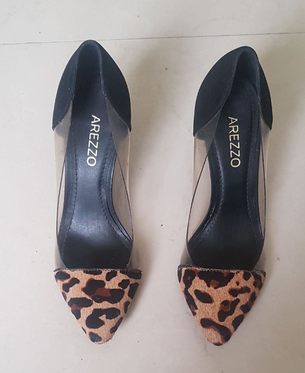 scarpin de plastico