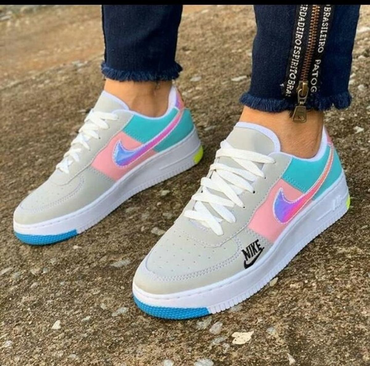 tenis nike rosa com verde