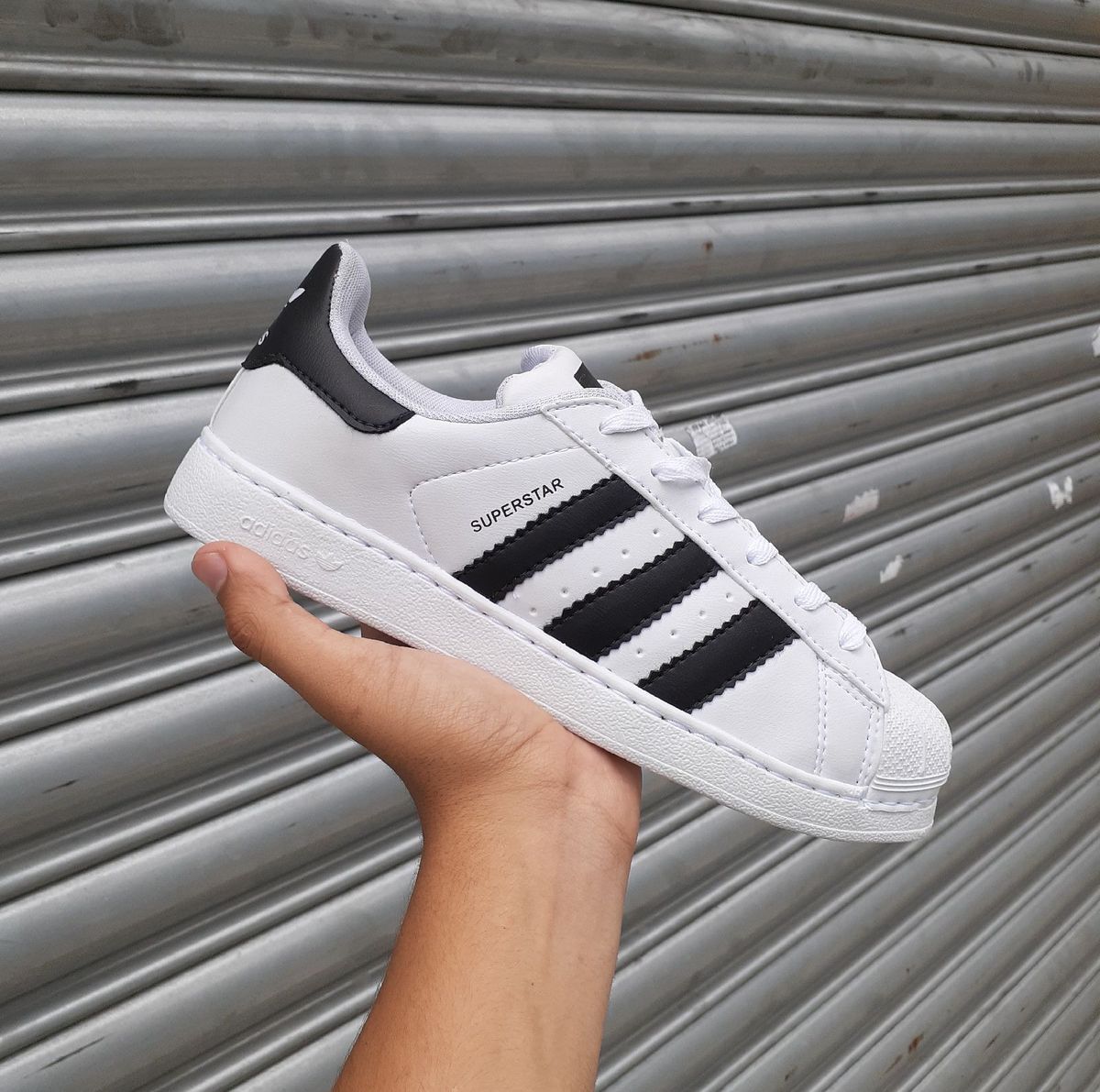 adidas superstar nobuck