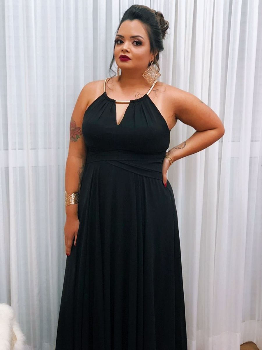 vestido longo de festa preto plus size