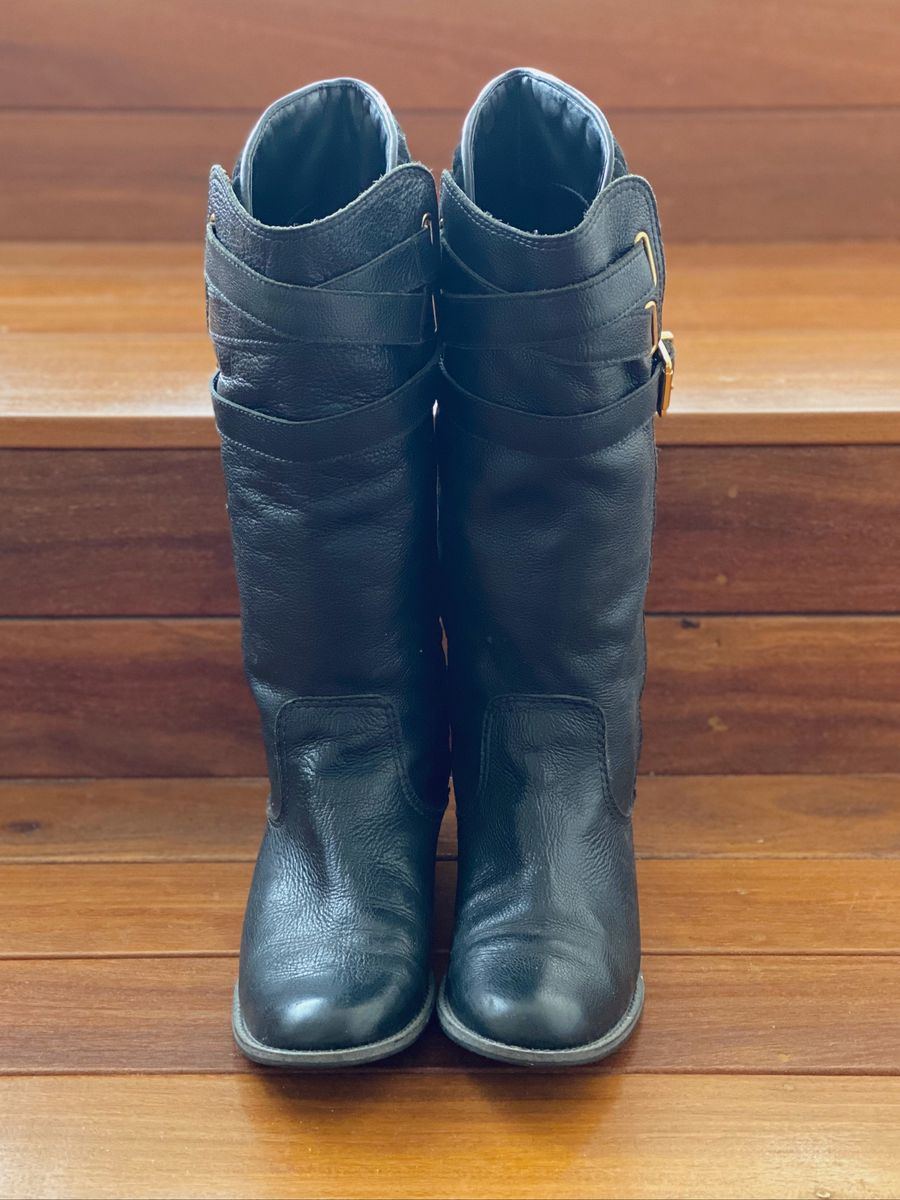 bota colcci cano alto