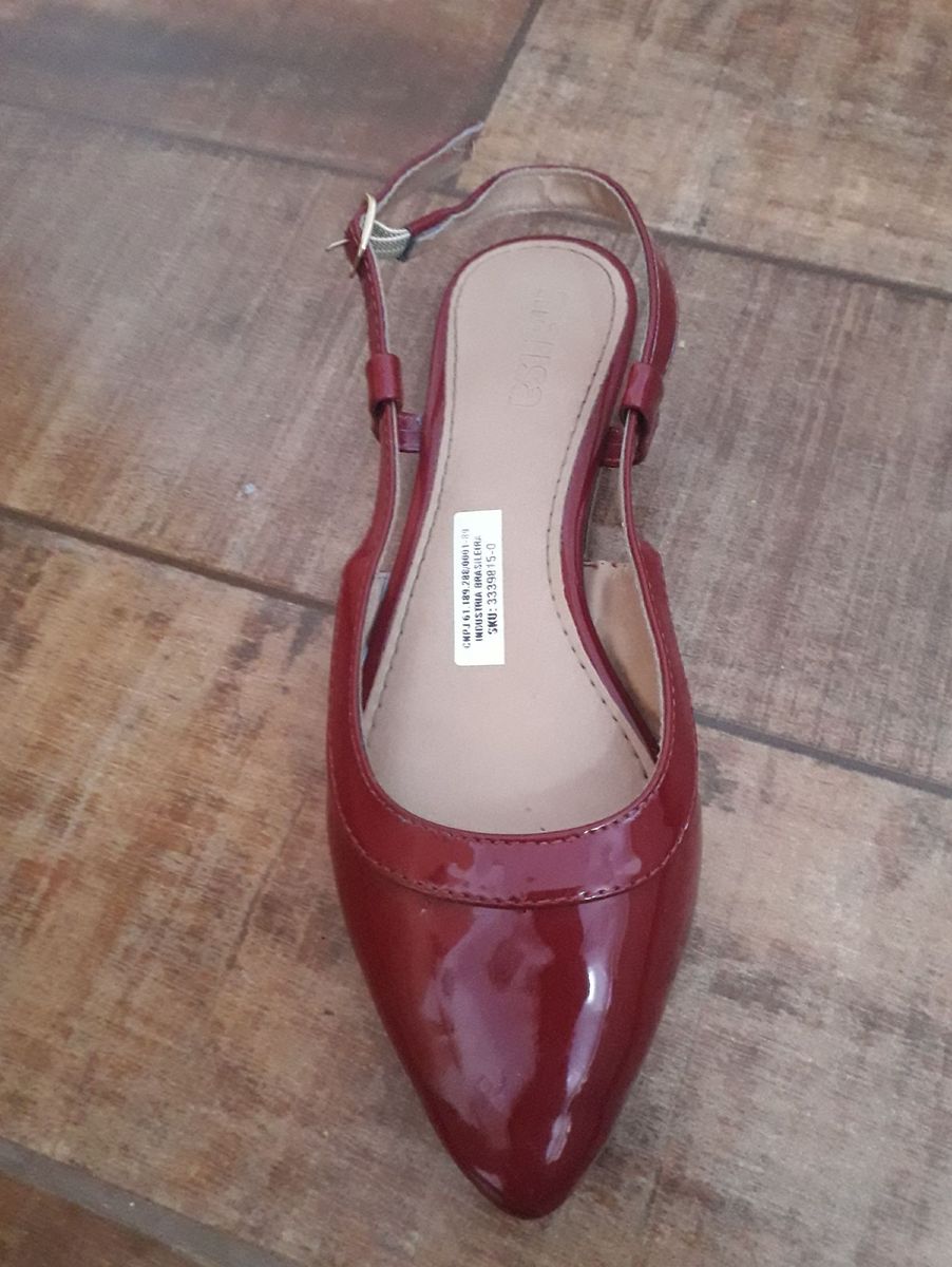 sandalia vermelha marisa