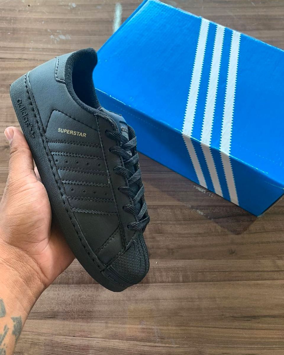 superstar todo preto