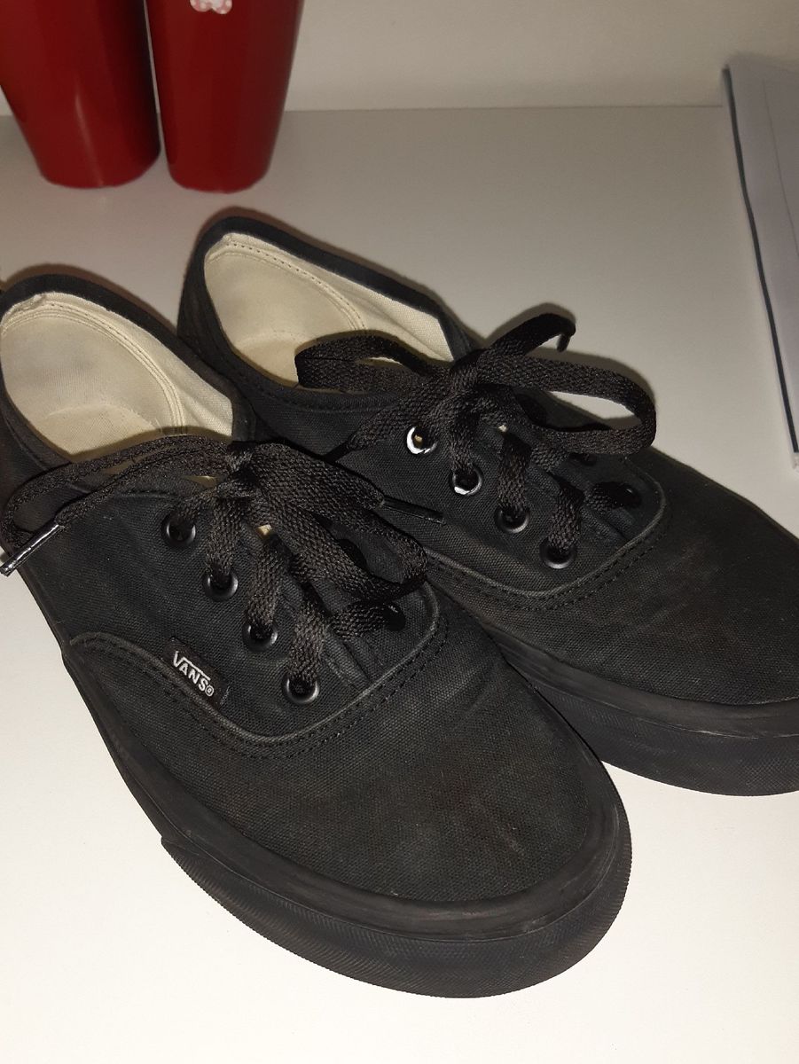 tênis preto feminino vans