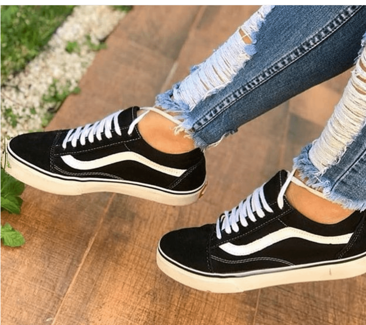 tenis vans preto com branco feminino