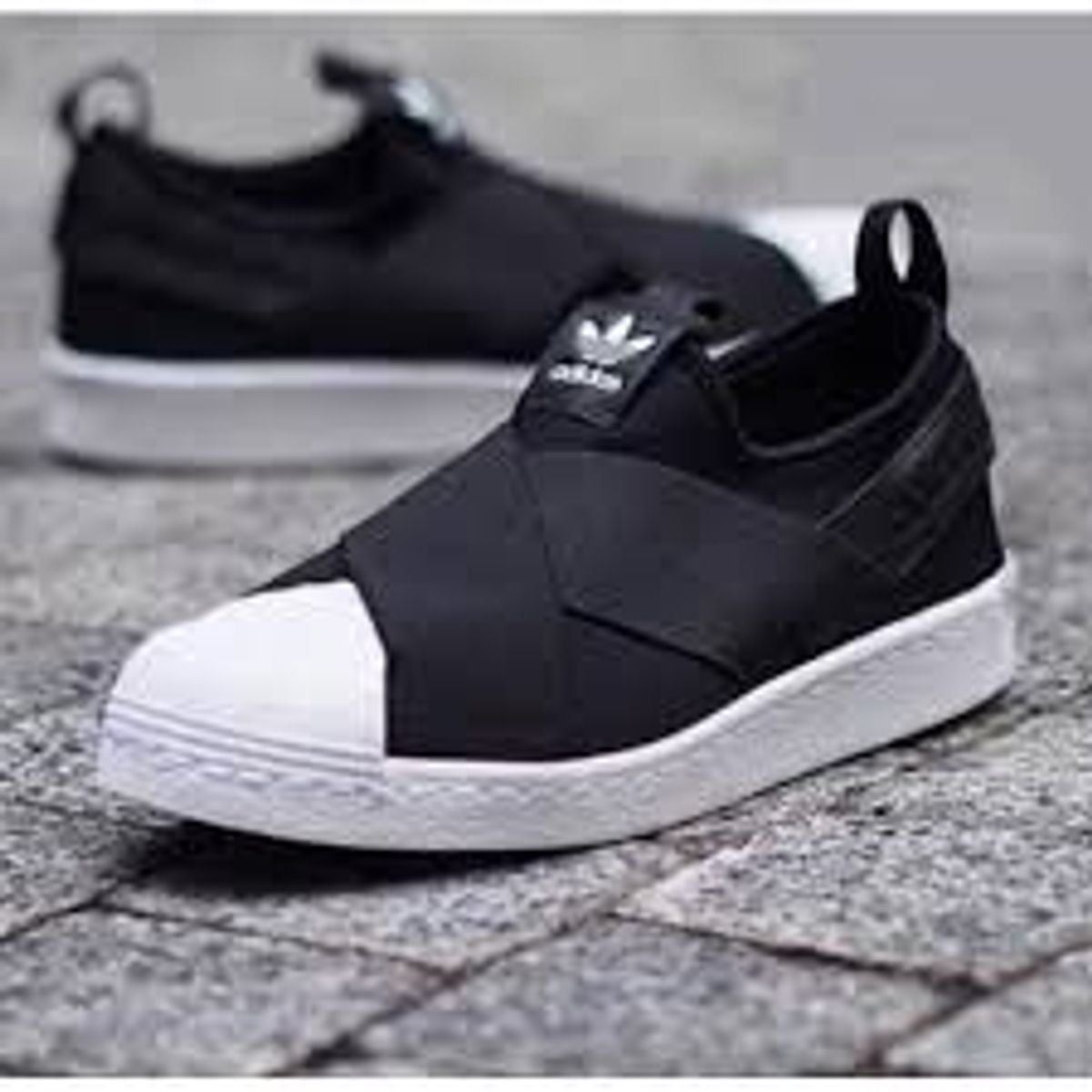 adidas com elastico em cima