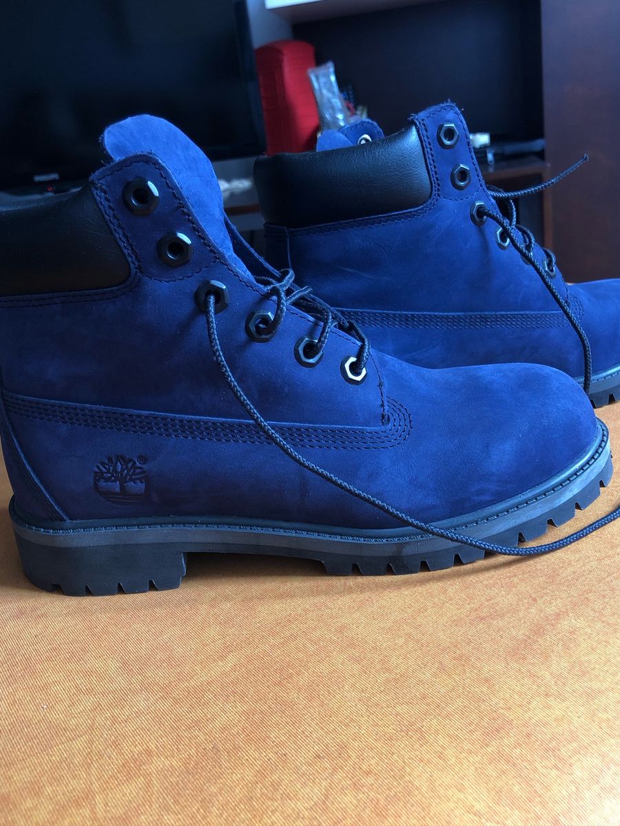 bota azul masculina