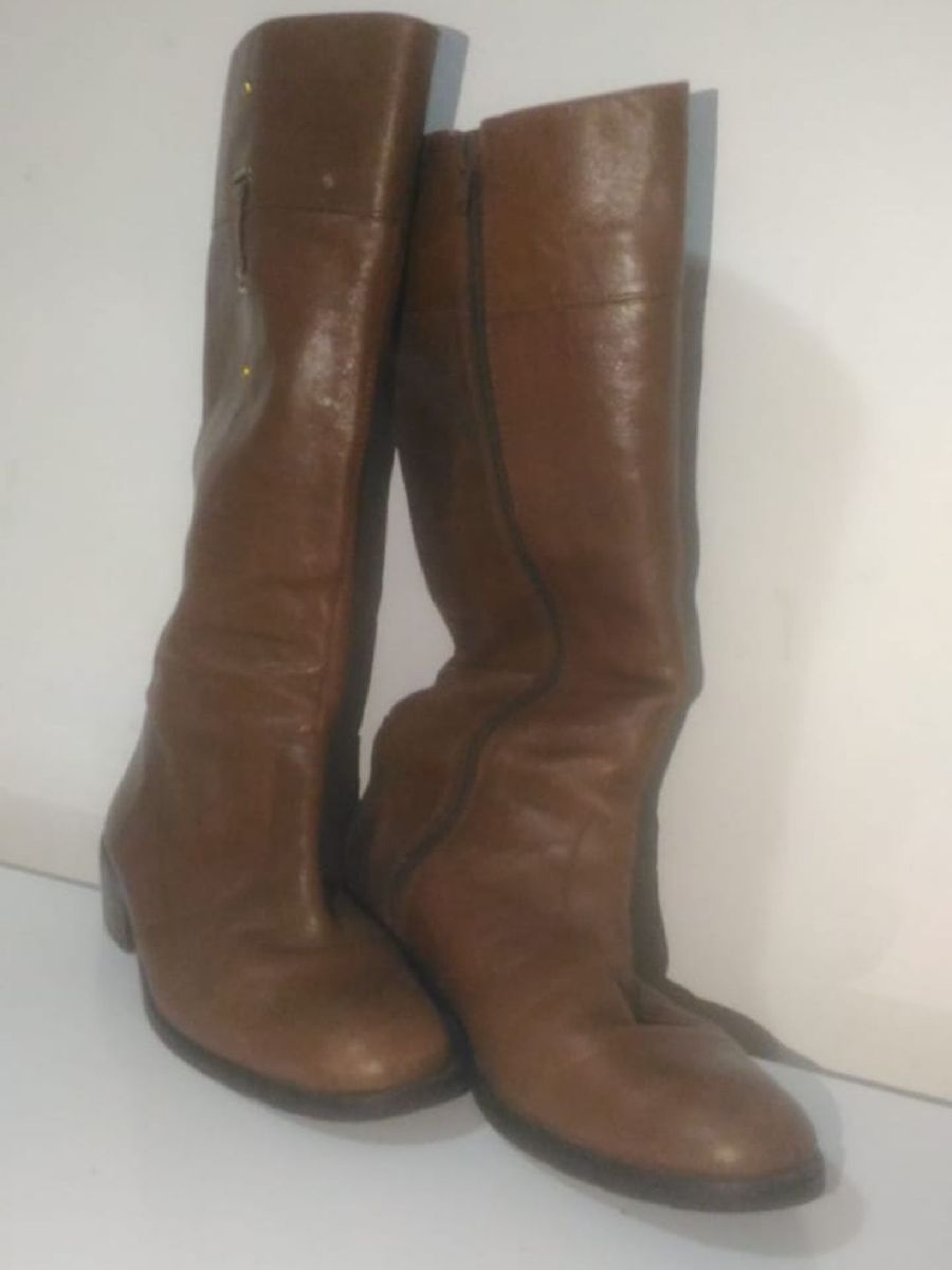 bota cano longo caramelo