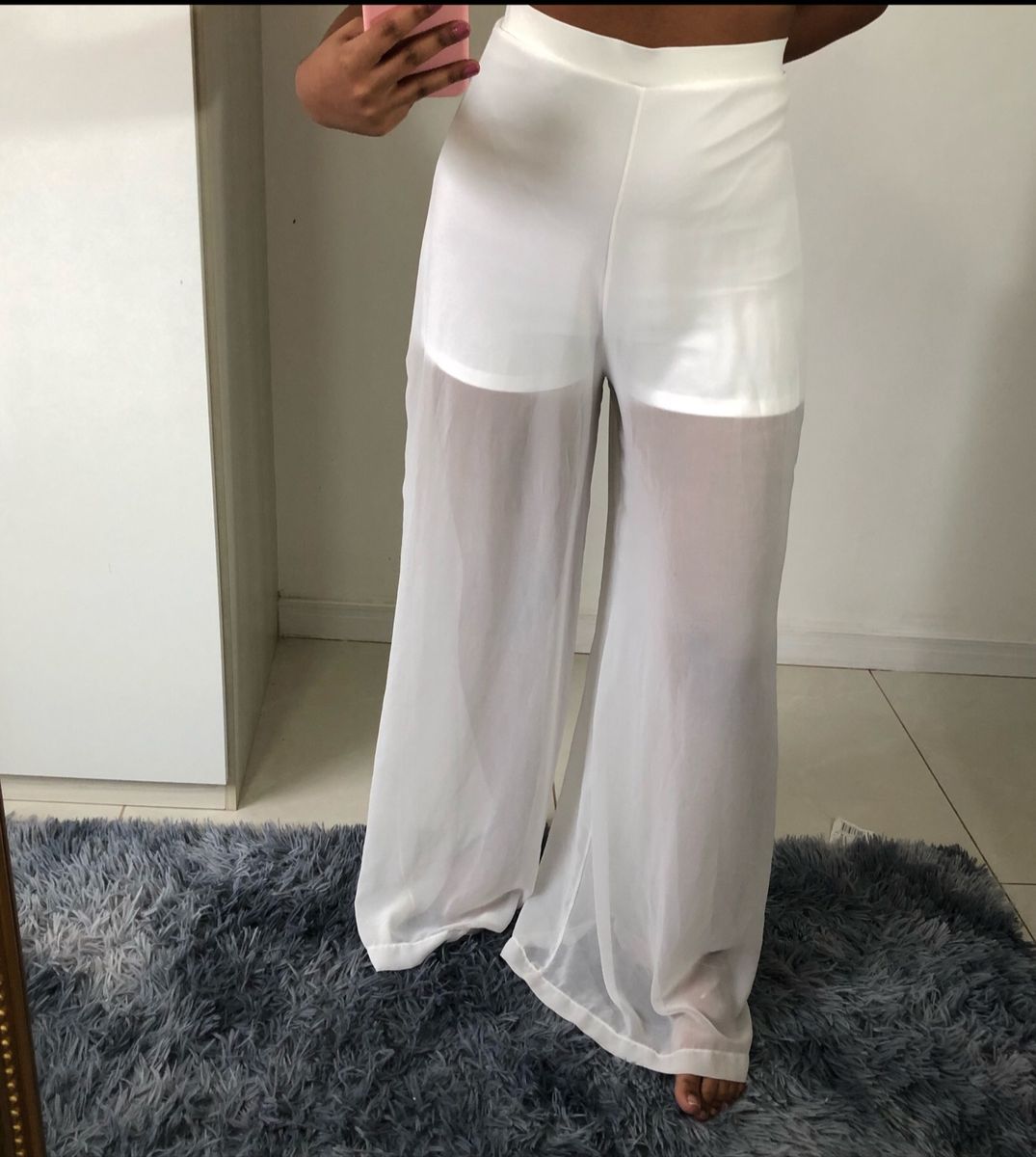 calça pantalona tule