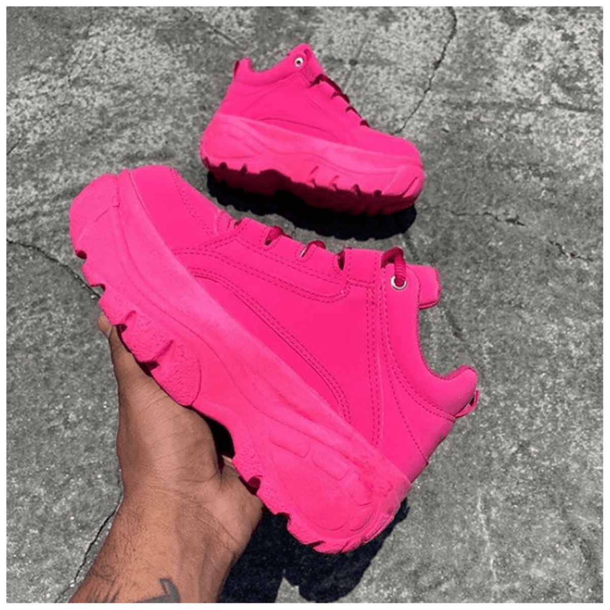 tenis nike feminino rosa fluorescente