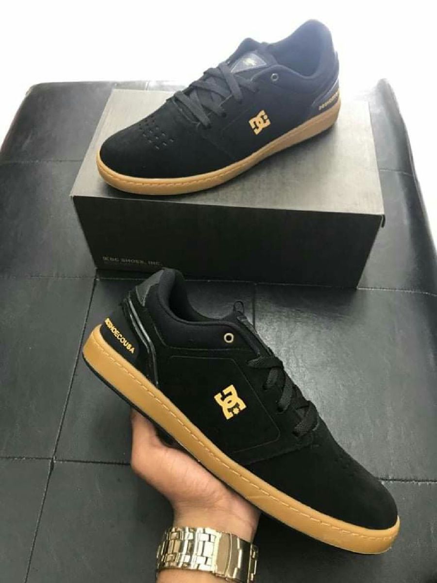 tenis dc 43