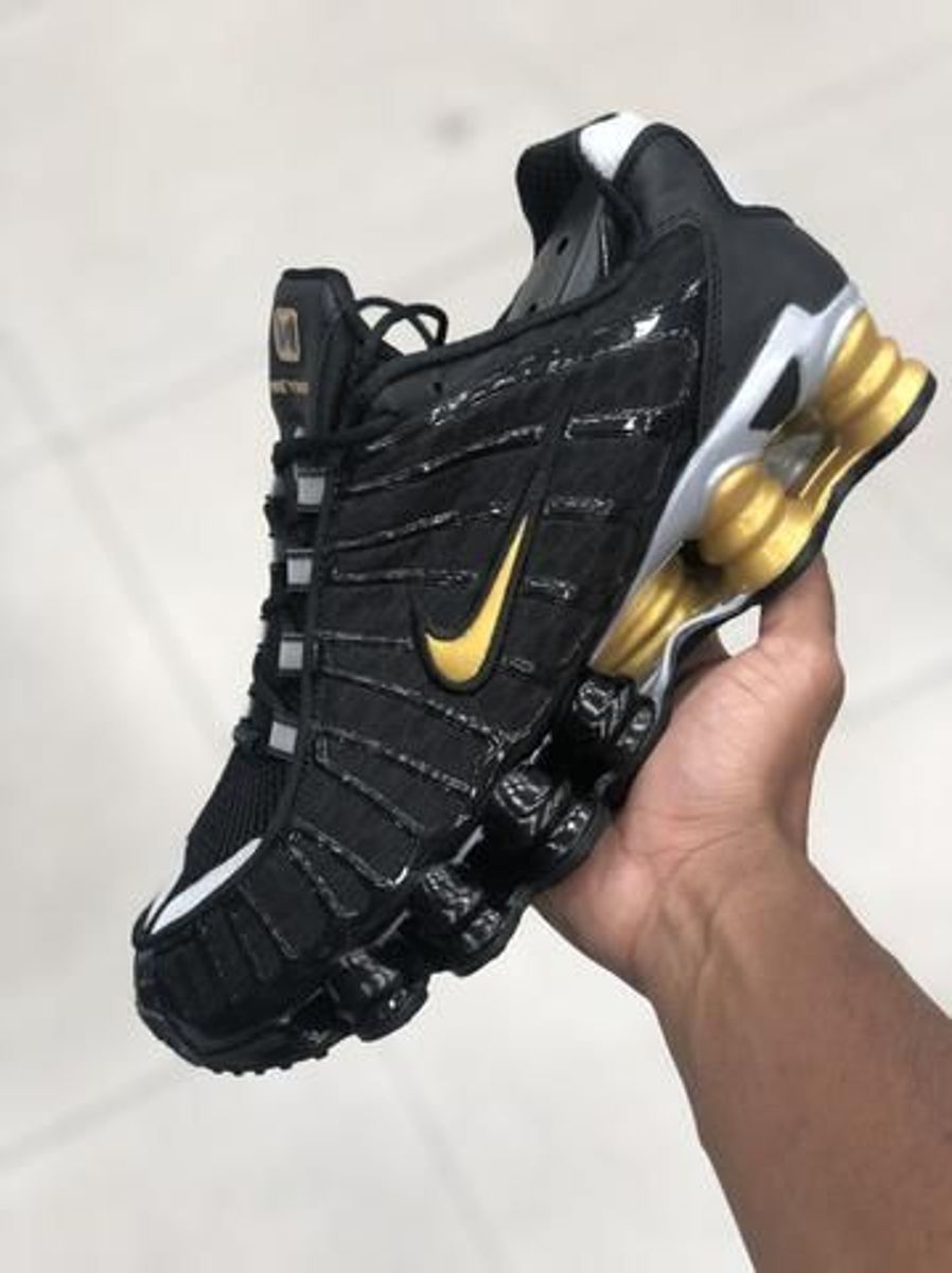 nike 12 molas preto e dourado