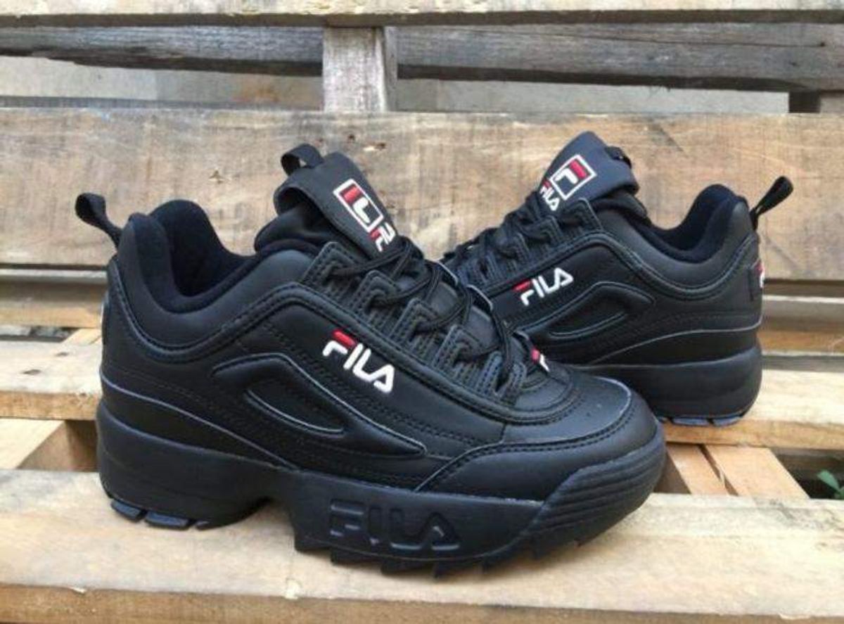 fila todo preto