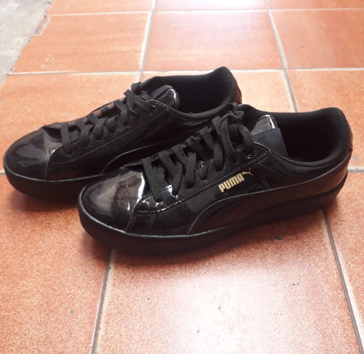 tenis puma verniz