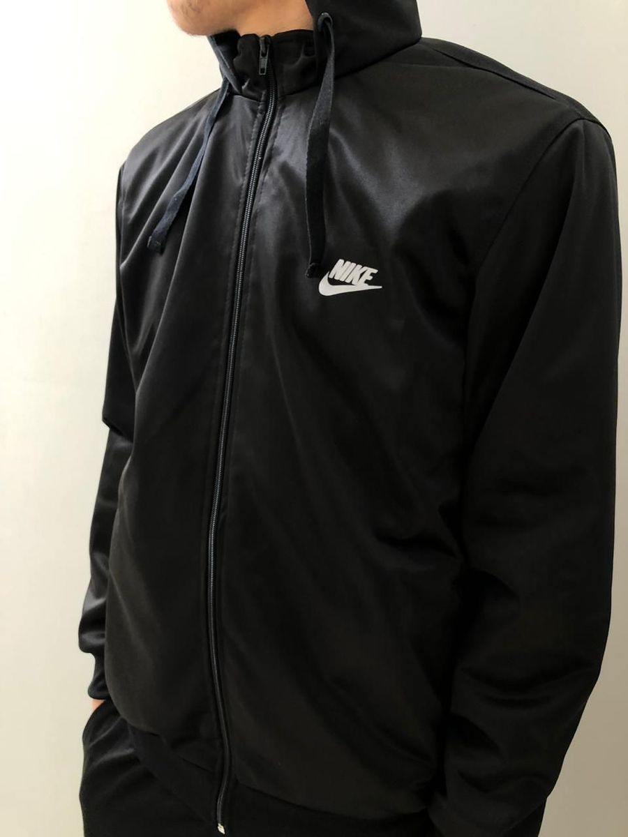 jaqueta waterproof ug com capuz