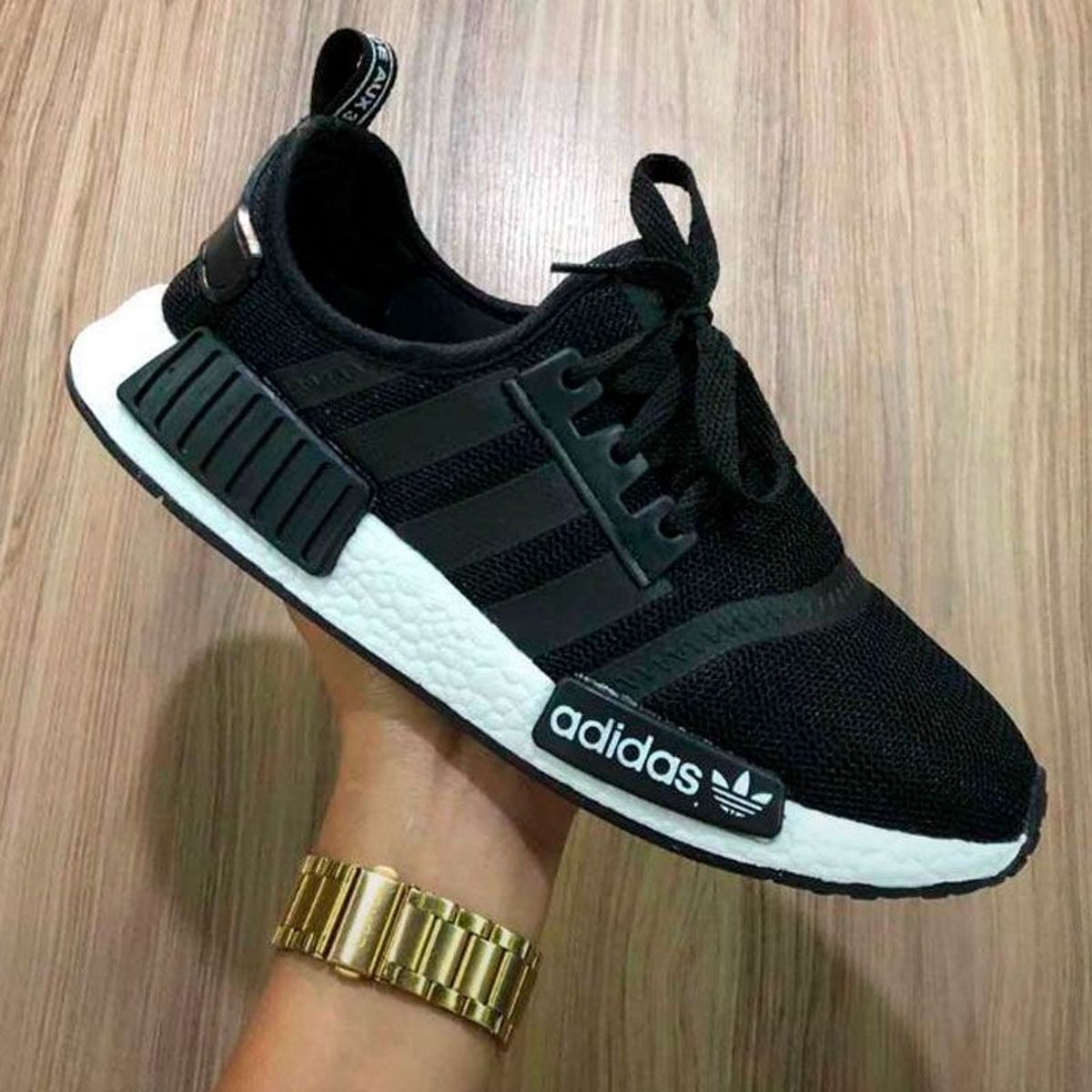 adidas nmd preto vermelho e azul