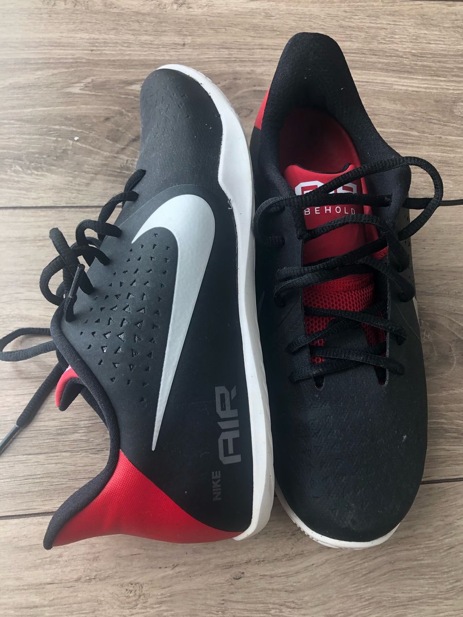 tenis nike behold