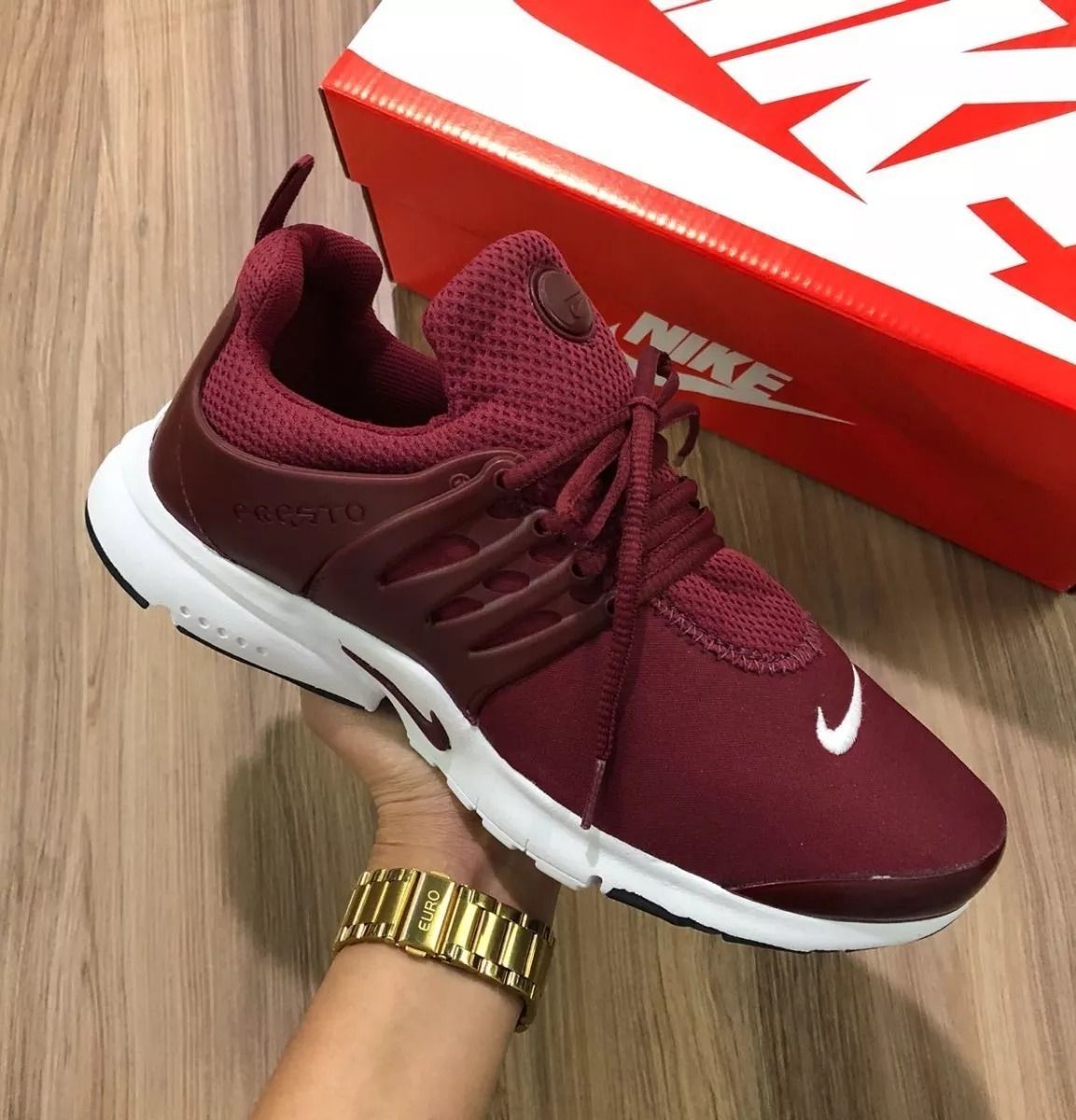 tênis nike bordo