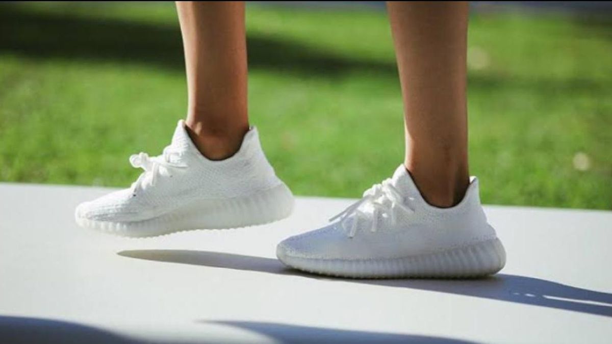 adidas yeezy branco original