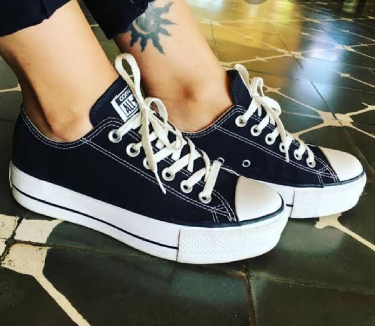 converse preto plataforma