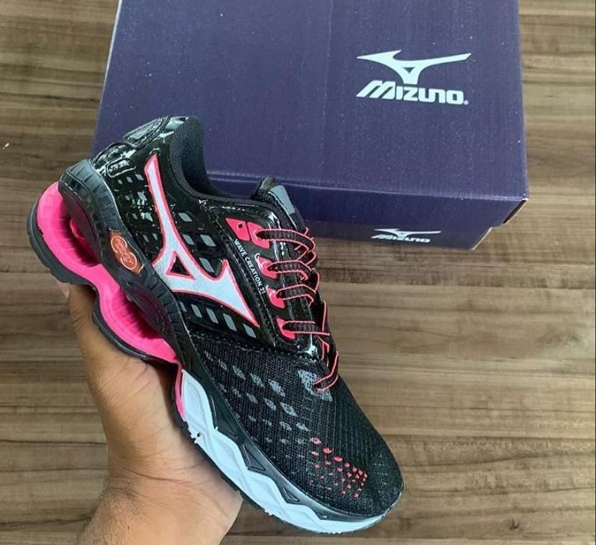 mizuno preto e rosa