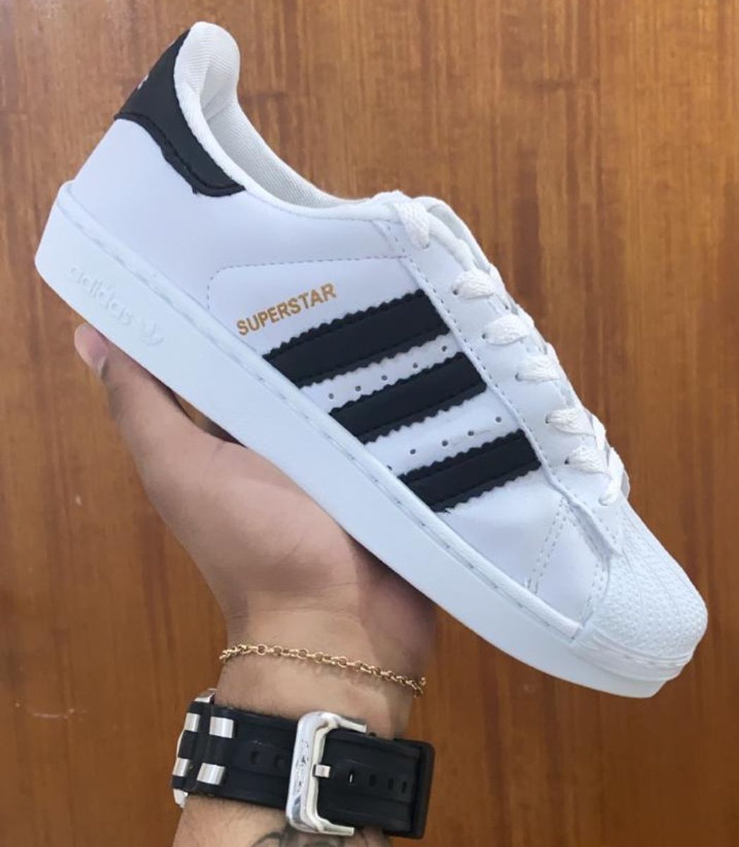 fotos de sapatos femininos da adidas
