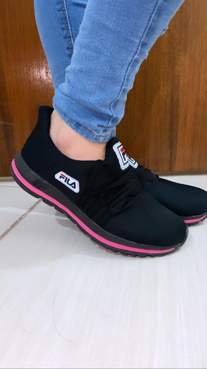 tenis feminino preto e rosa