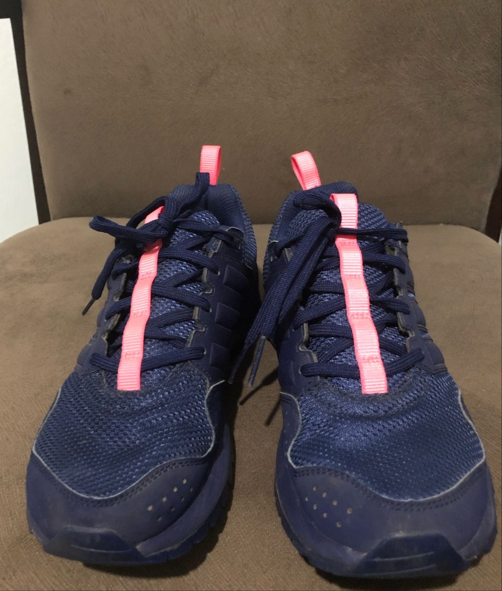 tenis adidas traxion